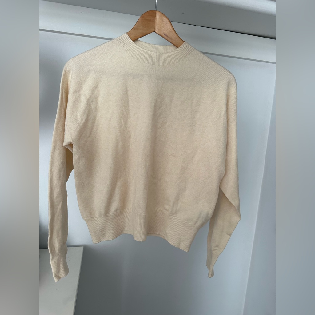 525 Sweater